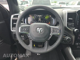 2025 Ram 1500 Big Horn Crew Cab Short Bed - miniatura 10