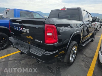 2025 Ram 1500 Big Horn Crew Cab Short Bed - miniatura 4