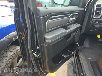 2025 Ram 1500 Big Horn Crew Cab Short Bed - miniatura 9