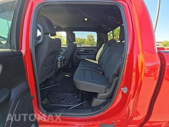 2025 Ram 1500 Big Horn Crew Cab Short Bed - miniatura 10