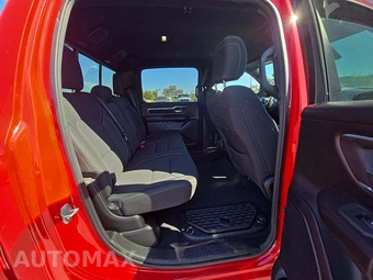 2025 Ram 1500 Big Horn Crew Cab Short Bed - miniatura 13