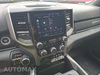 2025 Ram 1500 Big Horn Crew Cab Short Bed - miniatura 10