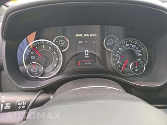 2025 Ram 1500 Big Horn Crew Cab Short Bed - miniatura 9