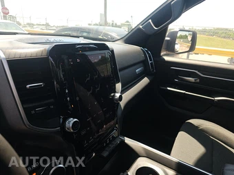 2025 Ram 1500 Big Horn Crew Cab Short Bed - miniatura 11