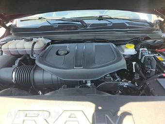 2025 Ram 1500 Big Horn Crew Cab Short Bed - miniatura 15