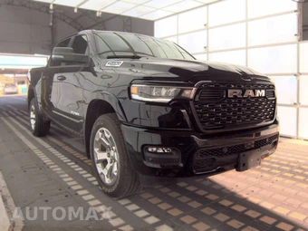 2025 Ram 1500 Big Horn Crew Cab Short Bed - miniatura 3