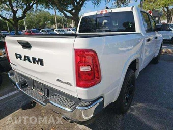 2025 Ram 1500 Big Horn Crew Cab Short Bed - miniatura 3