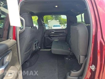 2025 Ram 1500 Big Horn Crew Cab Short Bed - miniatura 10