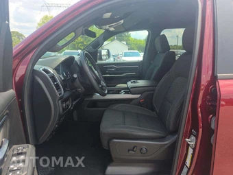 2025 Ram 1500 Big Horn Crew Cab Short Bed - miniatura 3
