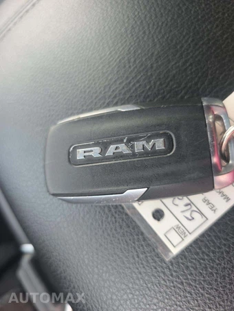 2025 Ram 1500 Big Horn Crew Cab Short Bed - miniatura 5