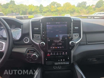 2025 Ram 1500 Big Horn Crew Cab Short Bed - miniatura 7
