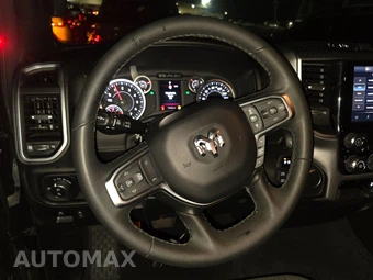 2025 Ram 1500 Big Horn Crew Cab Short Bed - miniatura 10