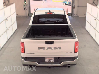 2025 Ram 1500 Big Horn Crew Cab Short Bed - miniatura 5
