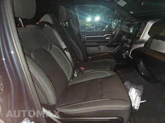 2025 Ram 1500 Big Horn Crew Cab Short Bed - miniatura 8
