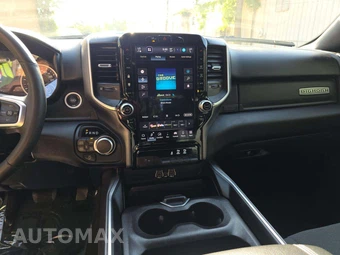 2025 Ram 1500 Big Horn Crew Cab Short Bed - miniatura 10