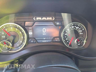 2025 Ram 1500 Big Horn Crew Cab Short Bed - miniatura 9