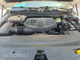 2025 Ram 1500 Big Horn Crew Cab Short Bed - miniatura 15