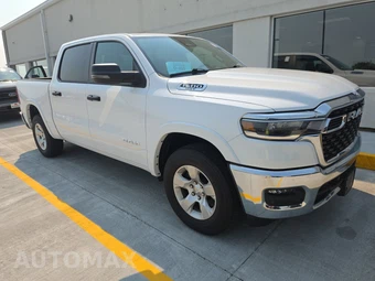 2025 Ram 1500 Big Horn Crew Cab Short Bed - miniatura 3