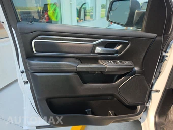 2025 Ram 1500 Big Horn Crew Cab Short Bed - miniatura 9