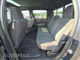 2025 Ram 1500 Big Horn Crew Cab Short Bed – miniatura 10