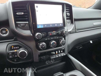 2025 Ram 1500 Big Horn Crew Cab Short Bed - miniatura 10