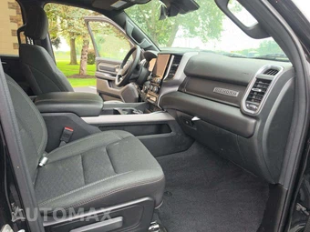 2025 Ram 1500 Big Horn Crew Cab Short Bed - miniatura 18