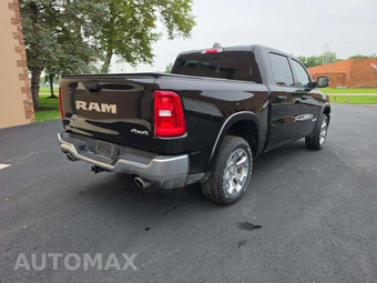 2025 Ram 1500 Big Horn Crew Cab Short Bed - miniatura 3