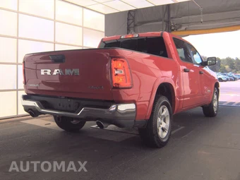 2025 Ram 1500 Big Horn Crew Cab Short Bed - miniatura 4
