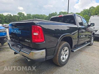 2025 Ram 1500 Big Horn Extended Cab Medium Bed - miniatura 3