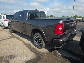 2025 Ram 1500 Laramie Crew Cab Medium Bed - miniatura 6