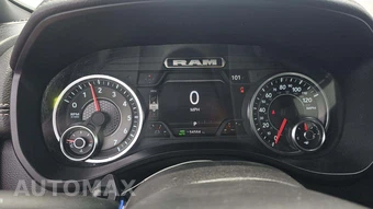2025 Ram 1500 Laramie Crew Cab Medium Bed - miniatura 17