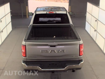 2025 Ram 1500 Laramie Crew Cab Medium Bed - miniatura 5