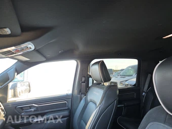 2025 Ram 1500 Laramie Crew Cab Short Bed - miniatura 17