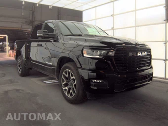2025 Ram 1500 Laramie Crew Cab Short Bed - miniatura 3