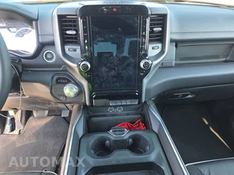 2025 Ram 1500 Laramie Crew Cab Short Bed - miniatura 11