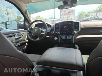 2025 Ram 1500 Laramie Crew Cab Short Bed - miniatura 23