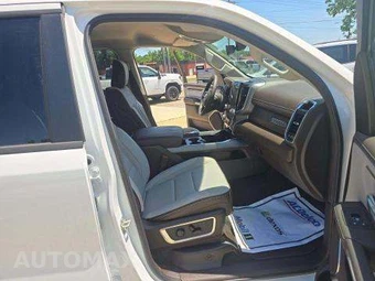 2025 Ram 1500 Laramie Crew Cab Short Bed - miniatura 18