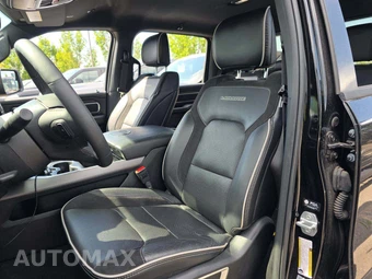 2025 Ram 1500 Laramie Crew Cab Short Bed - miniatura 6