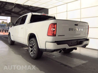 2025 Ram 1500 Laramie Crew Cab Short Bed - miniatura 6