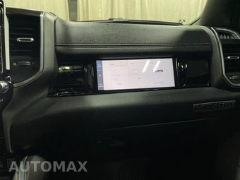 2025 Ram 1500 Laramie Crew Cab Short Bed - miniatura 12