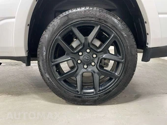 2025 Ram 1500 Laramie Crew Cab Short Bed - miniatura 6