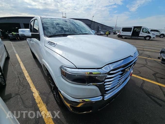 2025 Ram 1500 Laramie Crew Cab Short Bed - miniatura 3