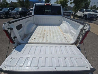 2025 Ram 1500 Laramie Crew Cab Short Bed - miniatura 14