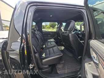 2025 Ram 1500 Laramie Crew Cab Short Bed - miniatura 16