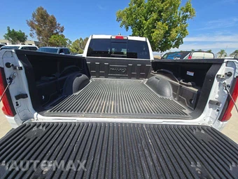 2025 Ram 1500 Laramie Crew Cab Short Bed - miniatura 11