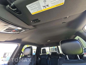 2025 Ram 1500 Laramie Crew Cab Short Bed - miniatura 8