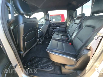 2025 Ram 1500 Laramie Crew Cab Short Bed - miniatura 13