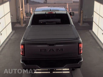 2025 Ram 1500 Laramie Crew Cab Short Bed - miniatura 5