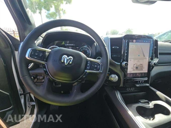 2025 Ram 1500 Laramie Crew Cab Short Bed - miniatura 10