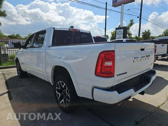 2025 Ram 1500 Laramie Crew Cab Short Bed - miniatura 4